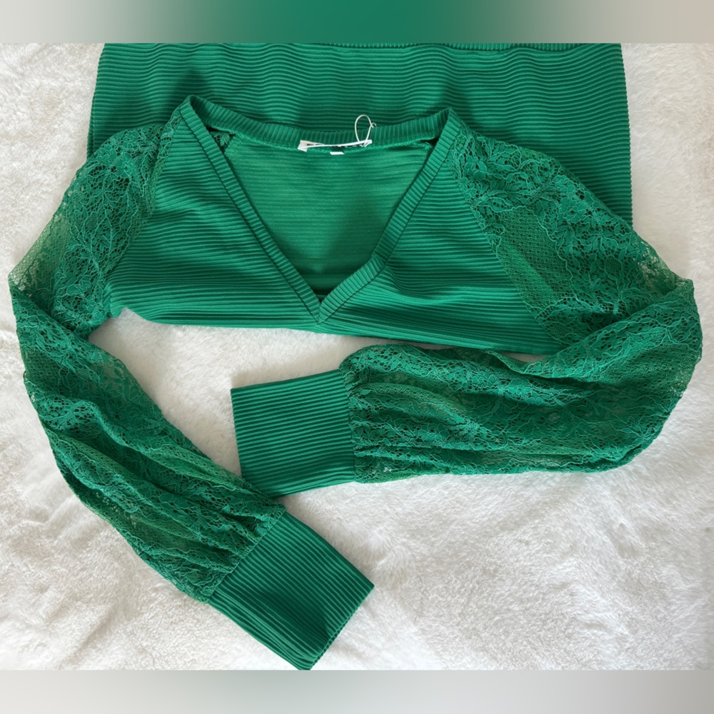 Ecowish Green Top with Lace Sleeves, Size Small - NWT - Picture 6 of 10